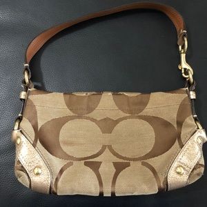 Coach small shoulder bag. Large C